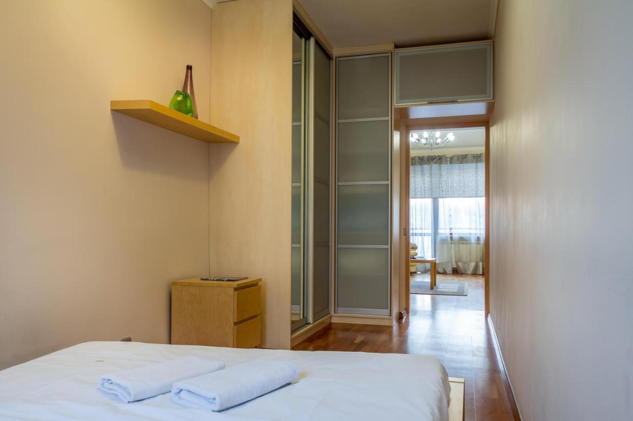 קייב Apartment On Triokhsviatytelska מראה חיצוני תמונה